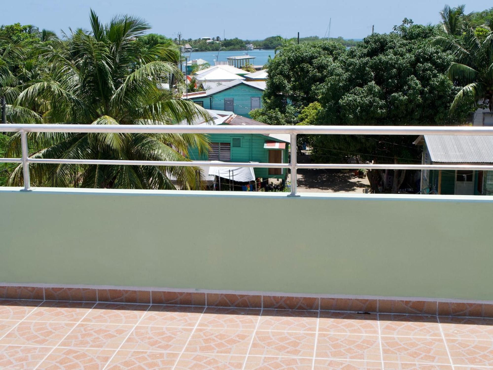 Meme'S Place Placencia エクステリア 写真